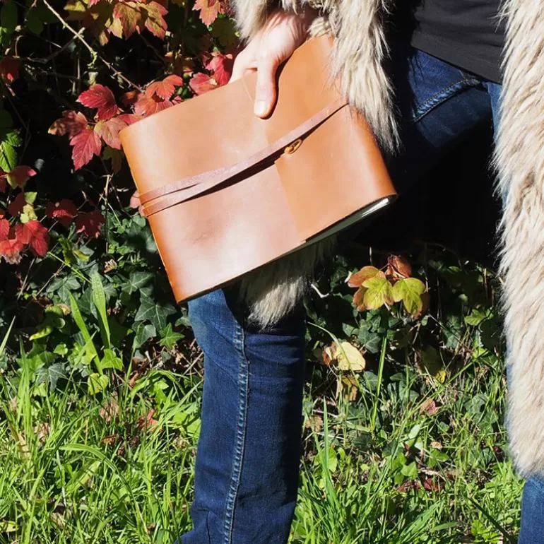Carnets En Cuir*Skin Project Livre d'or - Cuir de buffle Marron - Petit format